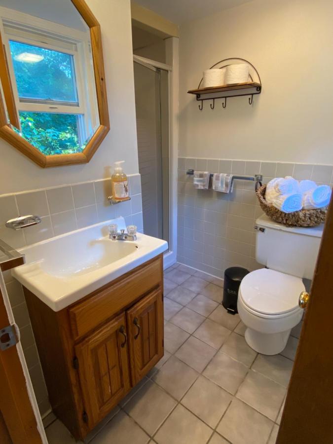 1 Bed Cottage, Partial Waterviews & Water Access Westport Εξωτερικό φωτογραφία